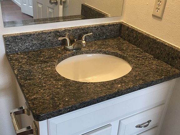 4th image of 3914 E 11th St APT 704