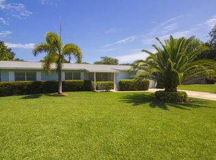 767 Nassau Rd, Cocoa Beach, FL 32931