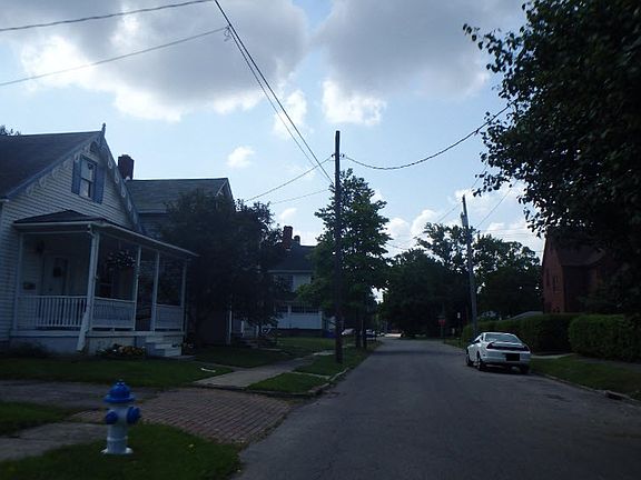 5th image of 226 Cummins Ave