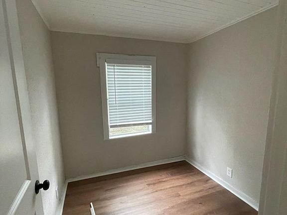 4th image of 4522 Wheeler Ave