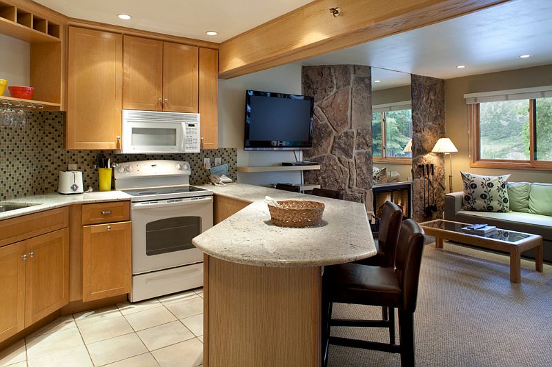 2nd image of 640 Carriage Way #103
