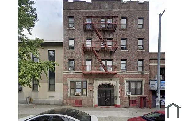 Building Photo - 9039 148th St