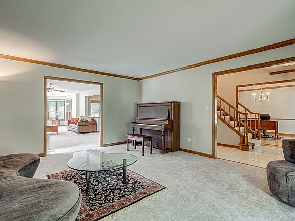 3rd image of 454 De Lasalle Ave