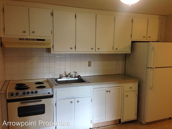 2nd image of 9 Highland Ave APT B-17