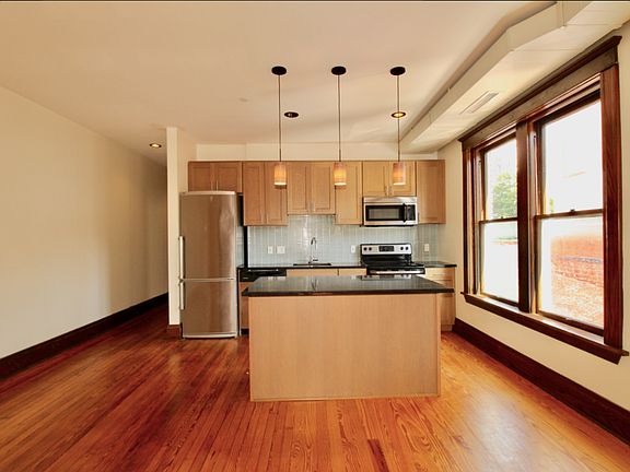 4th image of 223 Pine St Floor 2B