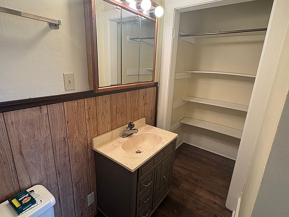 3rd image of 595 S Saint Marys St #1