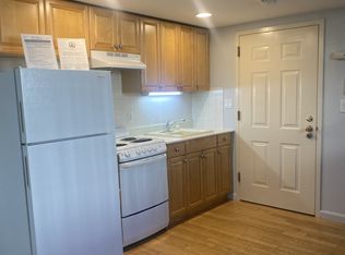 94 4th Ave #201, Bay Shore, NY 11706