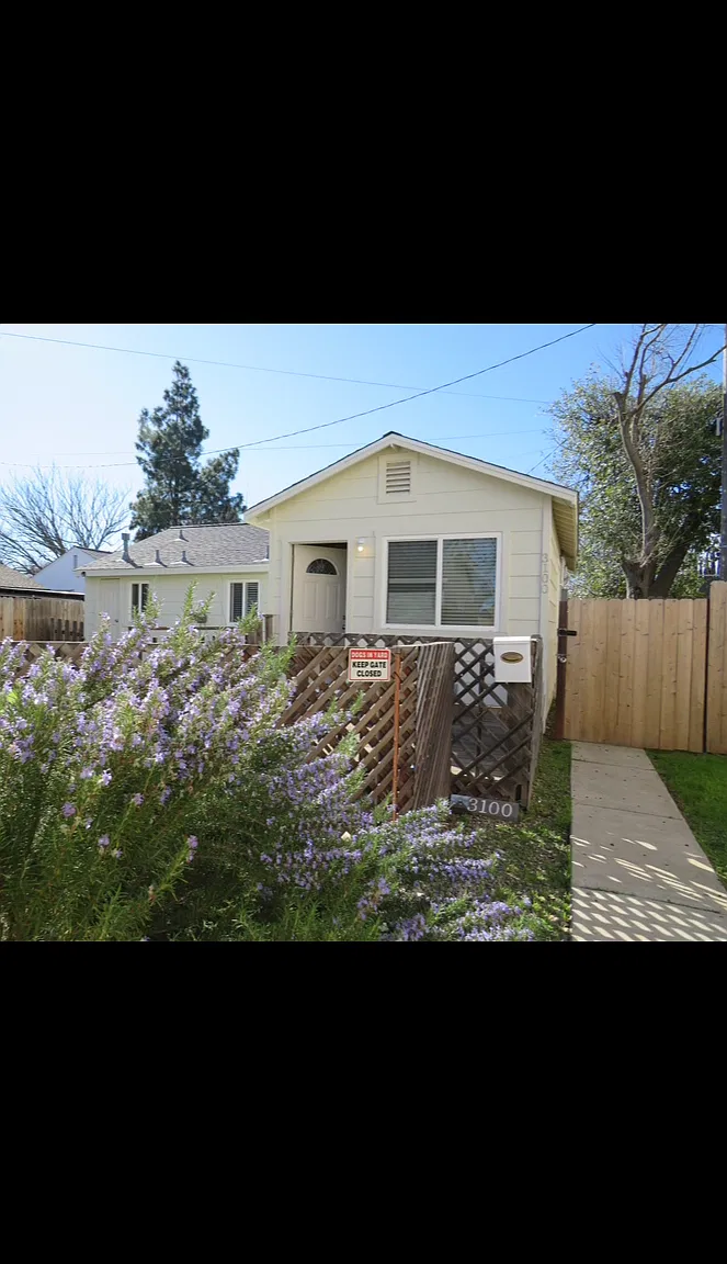 3100 58th St — Photo 1