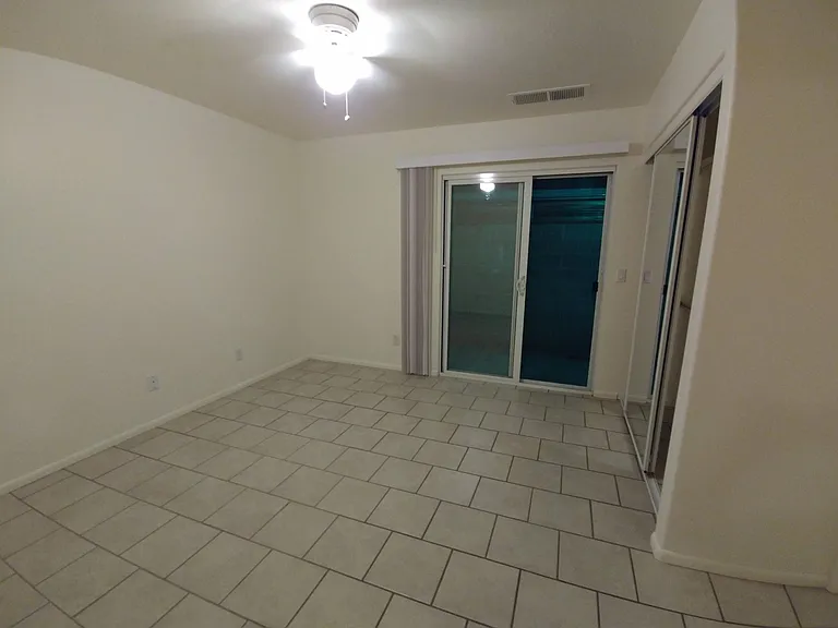 77 E Cliff House Dr — Photo 16