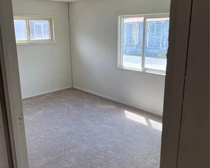 340 E Eighth North St #20 — Photo 4