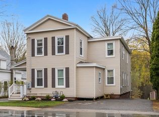 291 Main St, Amesbury, MA 01913