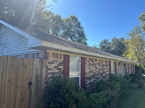 3rd image of 2904 Lamy Cir