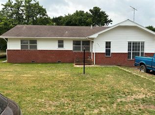 505 W Harrison St, Maud, OK 74854