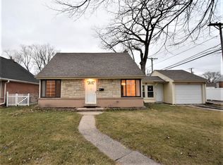7606 Karlov Ave, Skokie, IL 60076