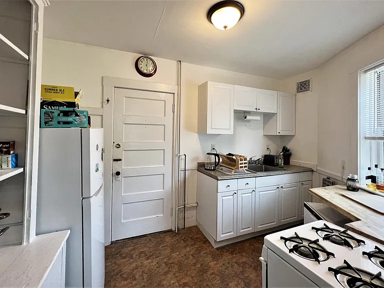 269 Huron Ave #7 — Photo 22