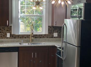147 Birch St #3, Redwood City, CA 94062