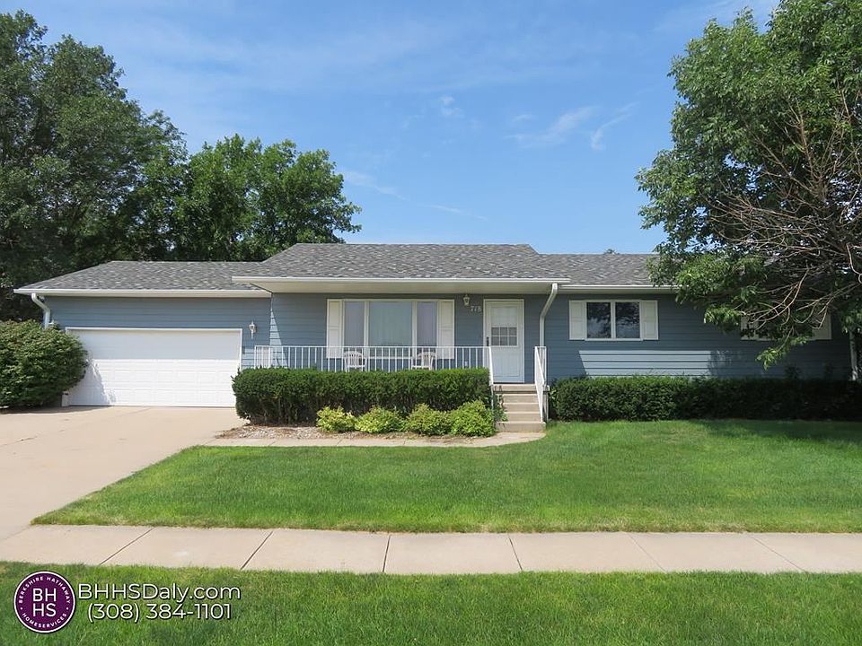 1st image of 718 Sweetwood Dr