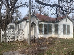 209 W Strickland St, Del Rio, TX 78840