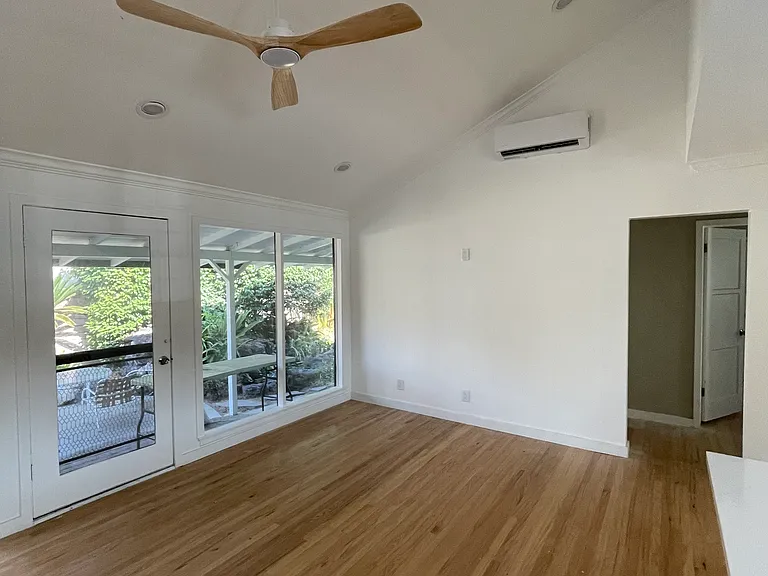 6827 Mayesdale Ave — Photo 13