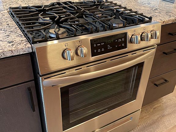 Gas range