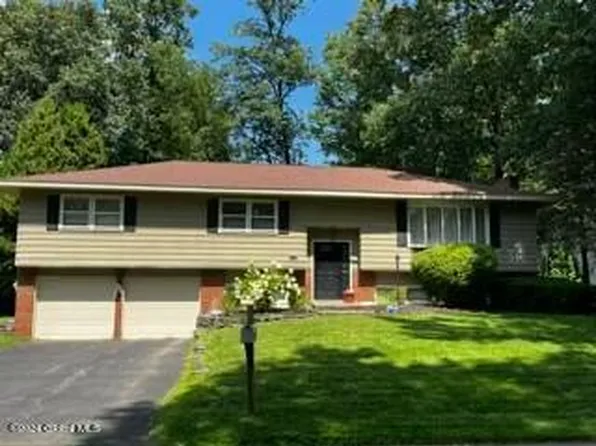 34 Wilshire Drive, Albany, NY 12205