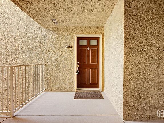 3rd image of 2505 San Gabriel Way Unit 203