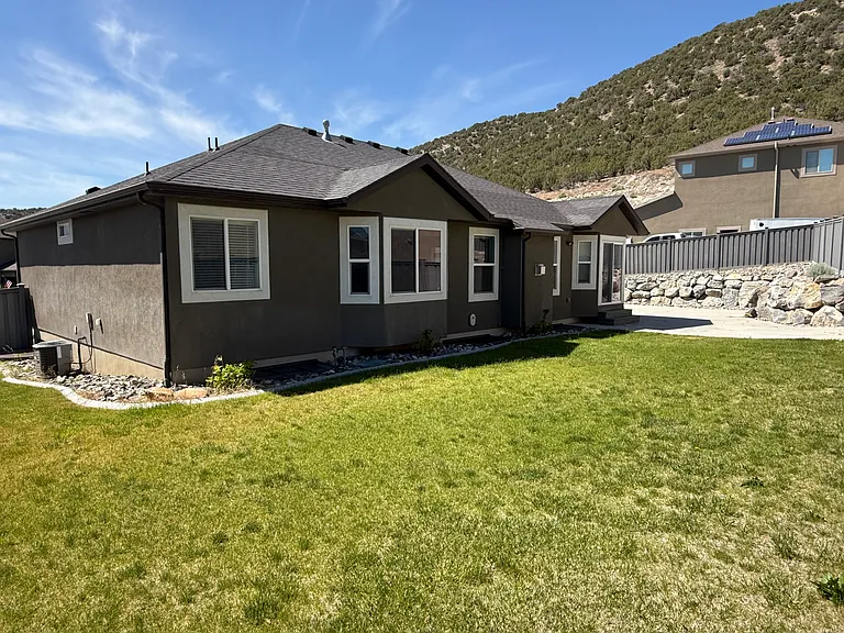 7081 N Hollow View Ct — Photo 45