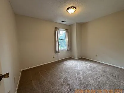 109 Palace Cir — Photo 10