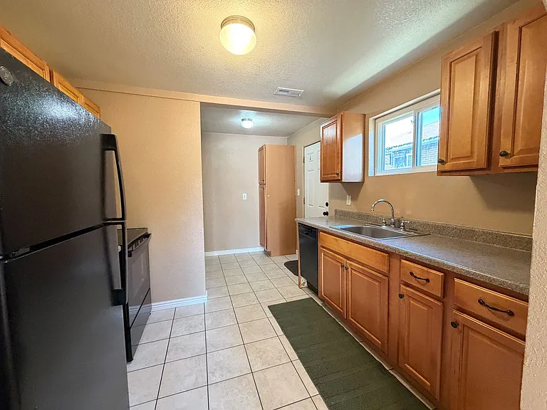 1687 Moline St — Photo 3