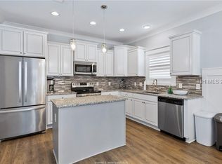72 Circlewood Dr, Hilton Head, SC 29926