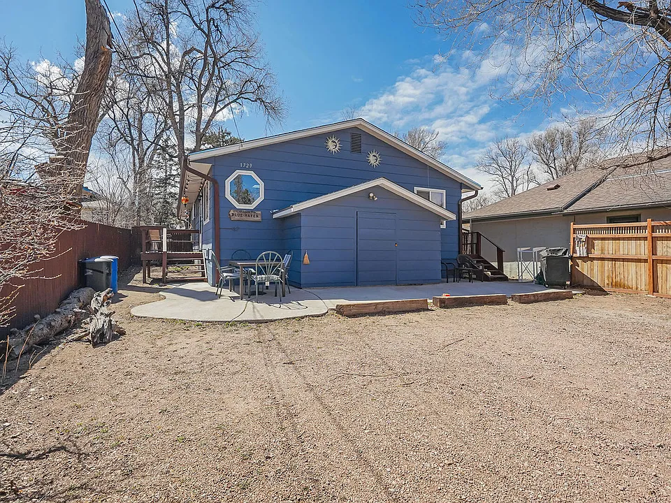 1729 Arbor Way