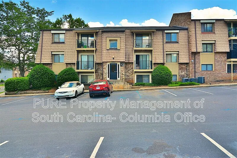 1 bed, 1.0 bath, 672 sqft, $895 — Photo 1