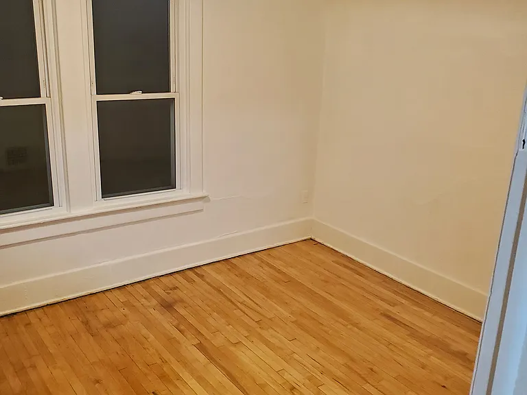 1742 S 64th St #UPPER — Photo 14
