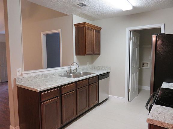 4th image of 7524 Southpointe Pl