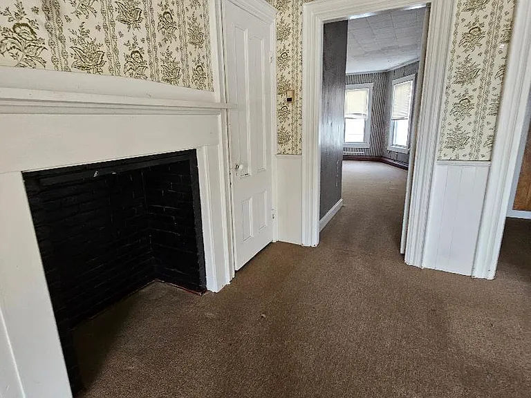 145 Grove St #2 — Photo 3