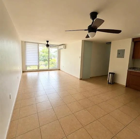 833 Lince Cond Dos Pinos Plz #401B — Photo 6