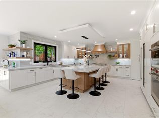 97 Parkway Drive, Roslyn Heights, NY 11577