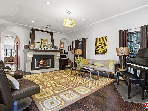 5th image of 423 22nd St