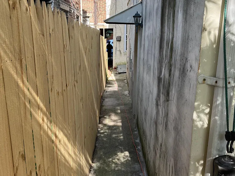 926 S Hanover St — Photo 33