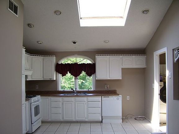 3rd image of 4440 E Orchard Dr