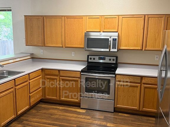 5th image of 2388 Sapphire Ridge Way