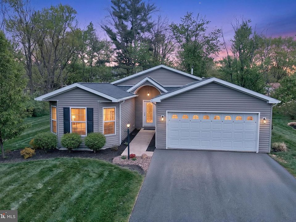 1st image of 67 Cormorant Dr