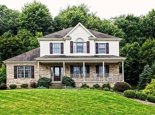 118 Drake Dr, Wexford, PA 15090