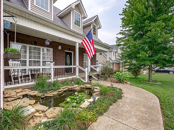 5th image of 1203 Viewmont Dr