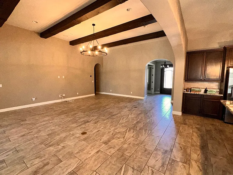 3902 S White Dr — Photo 5