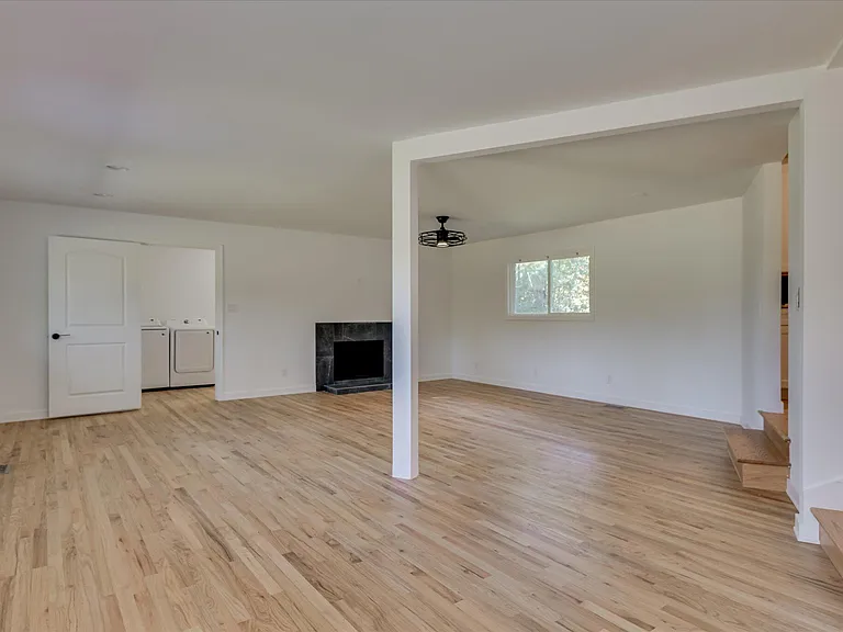 2897 Wagener Rd — Photo 15