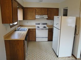 870-872 Albert St #N, Saint Paul, MN 55104