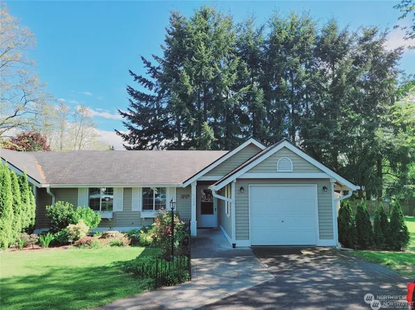 9228 105th Avenue Ct SW, Tacoma, WA 98498