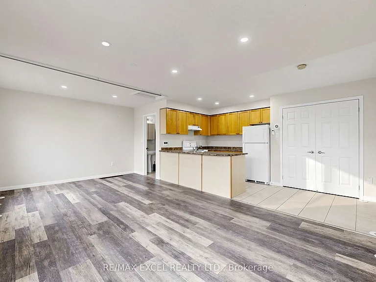 11 Peony St — Photo 16