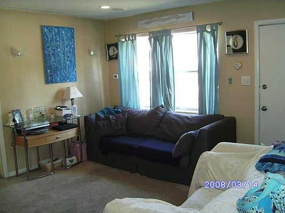 2nd image of 255 Argyle Ct